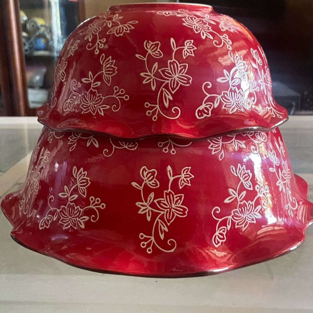 Temp-Tations Red Floral serving Bowls